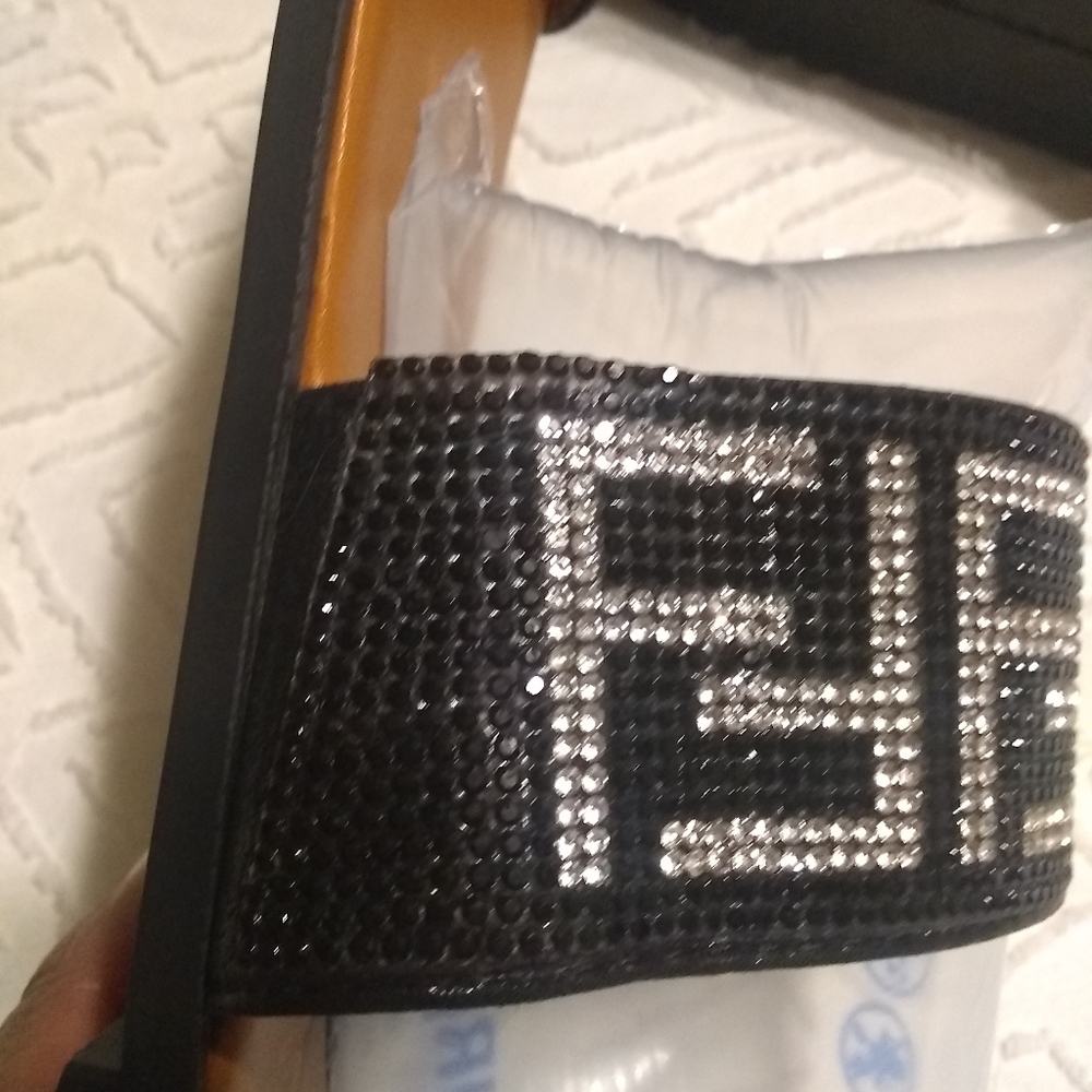 FENDI Roma sandals - Picture 6 of 14